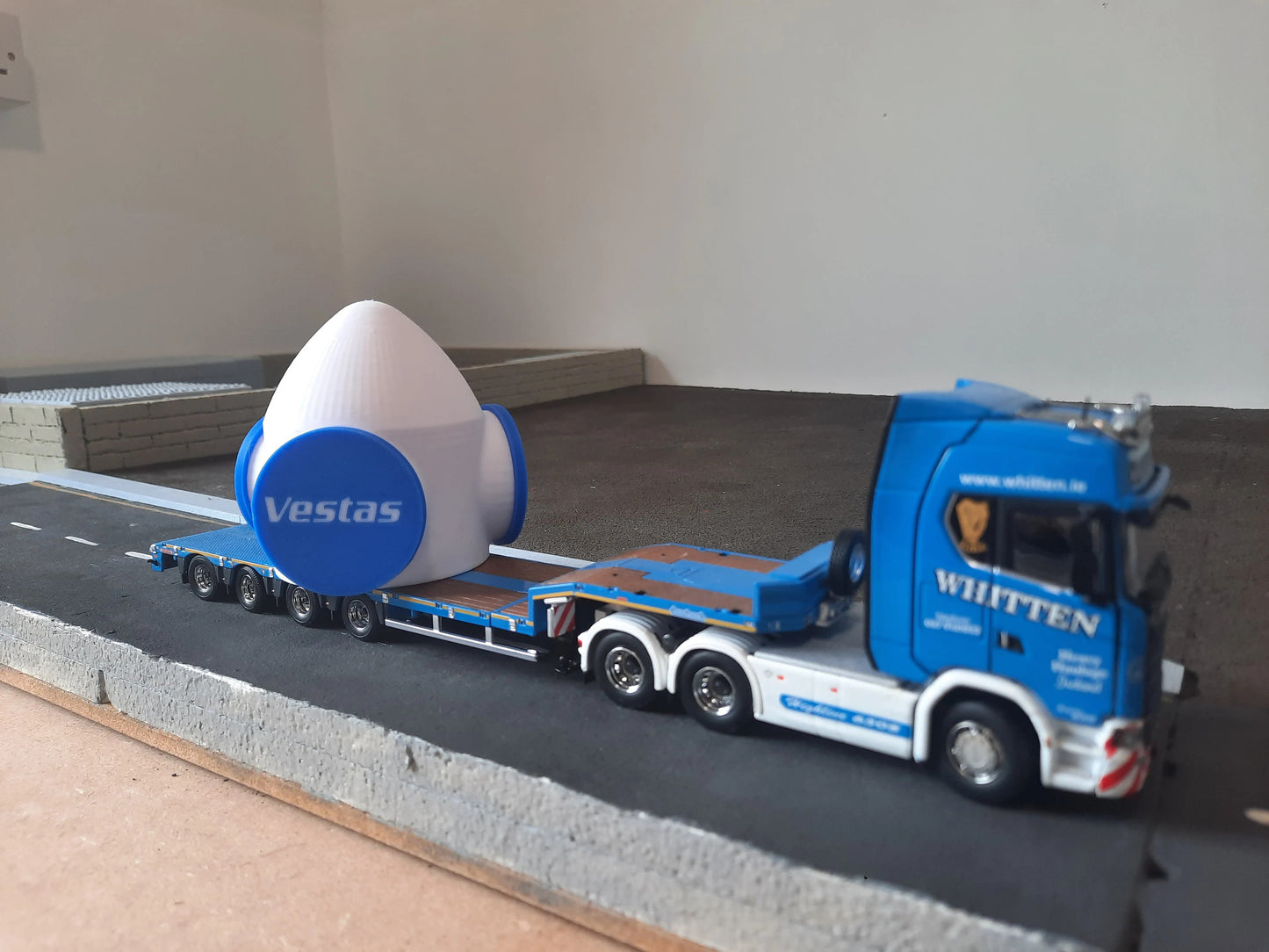 1:50 Scale Wind Turbine Hub Vestas