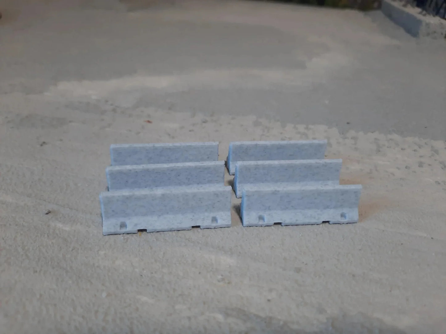 1:87 Scale Jersey Barriers