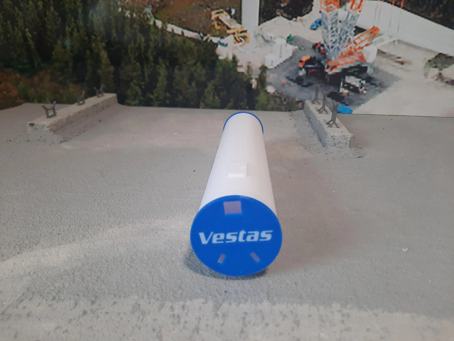 1:76 Scale Wind Turbine Tower Section Vestas