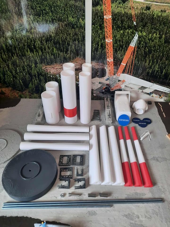 1:50 Scale Model Wind Turbine DIY KIT