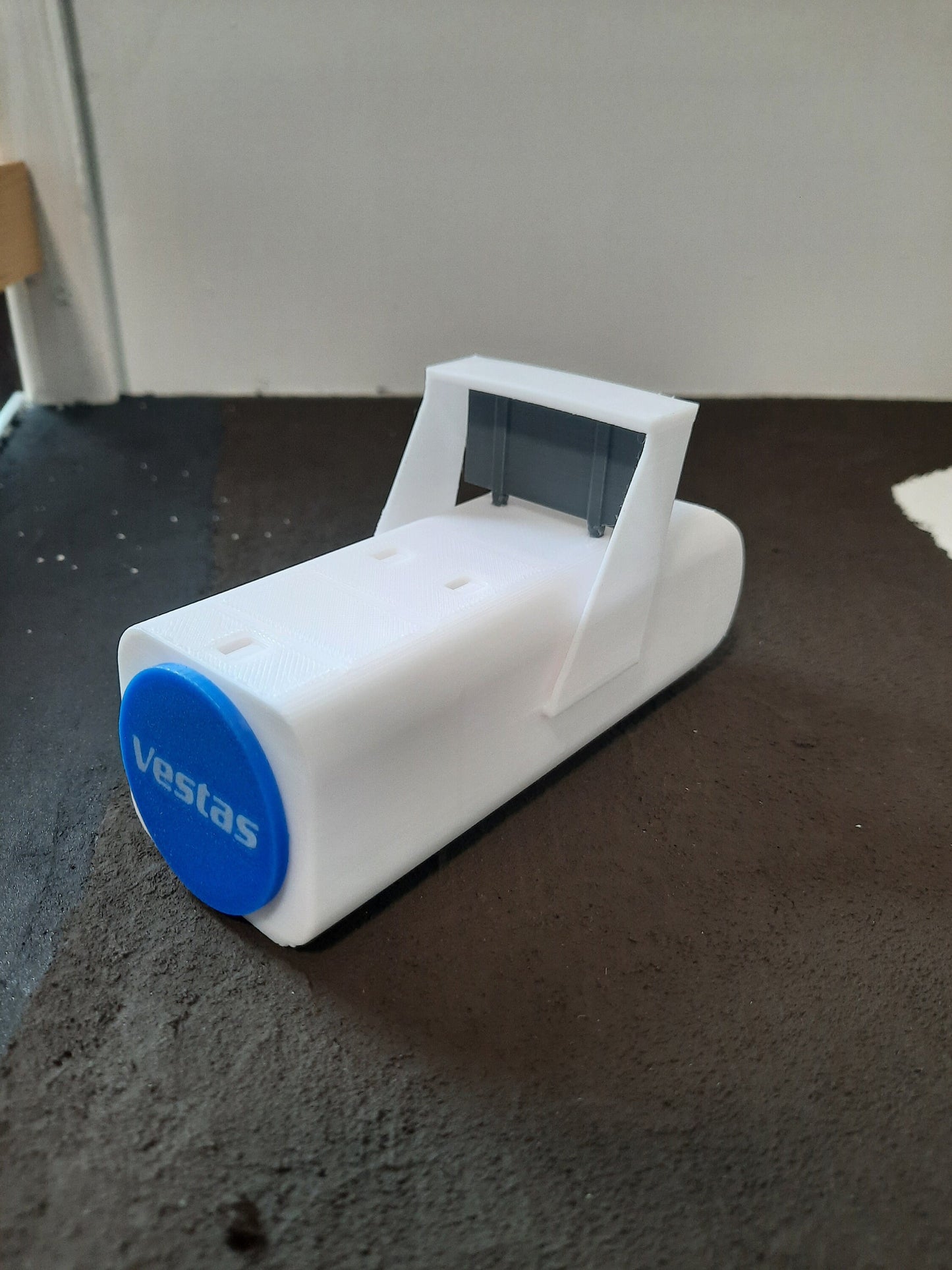 1:76 Scale Wind Turbine Nacelle Vestas