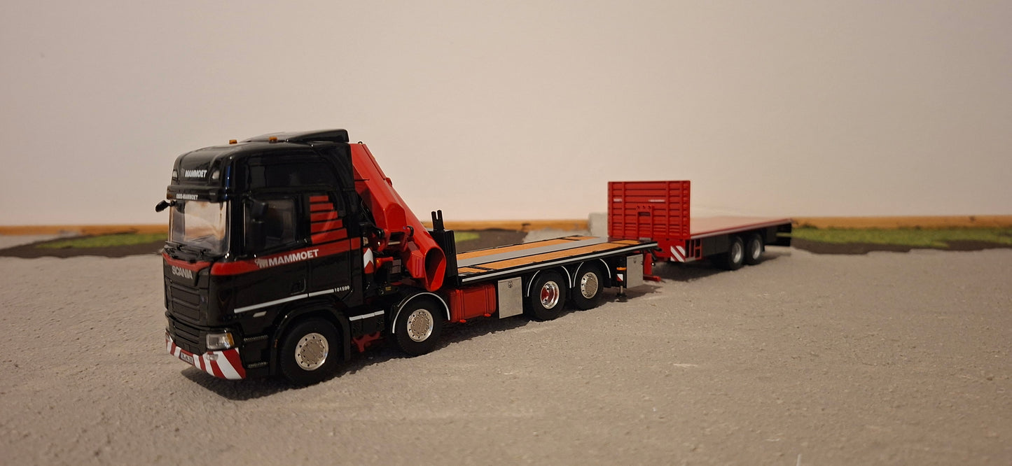 Mammoet Scania R Highline 8x2 + load crane with 2 mid axle flatbed trailer