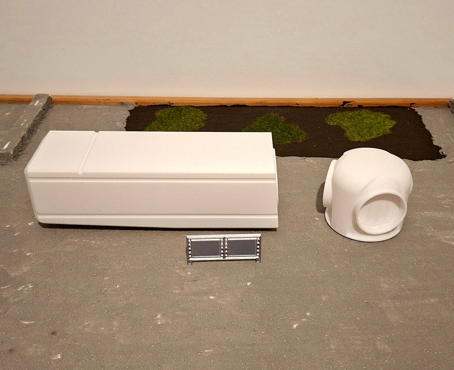 1:50 Scale Assembled Model Wind Turbine Type 2