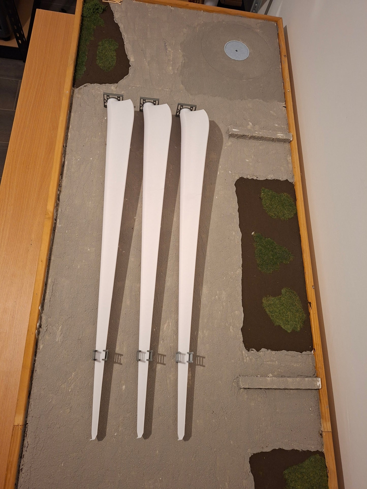 1:50 Scale Enercon Style Wind Turbine Assembled Kit