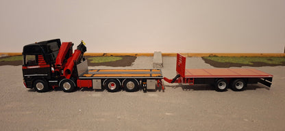 Mammoet Scania R Highline 8x2 + load crane with 2 mid axle flatbed trailer